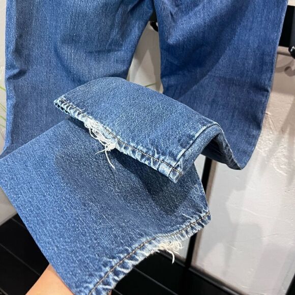 Old Navy regular standard medium wash jeans size 34/30 - Picture 10 of 12